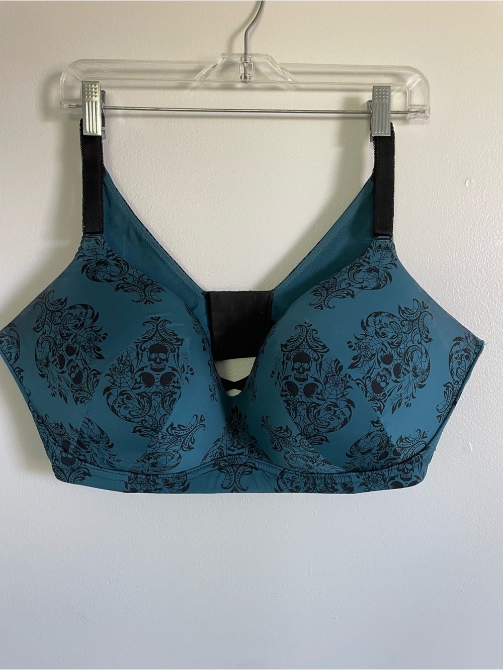 Torrid Curve Wireless Teal black  Skull/Floral-Print padded Bra 44DDD